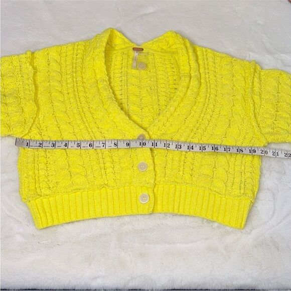 FREE PEOPLE Sadie Cable Cardi NWOT Womens
Size Large - Picture 7 of 14